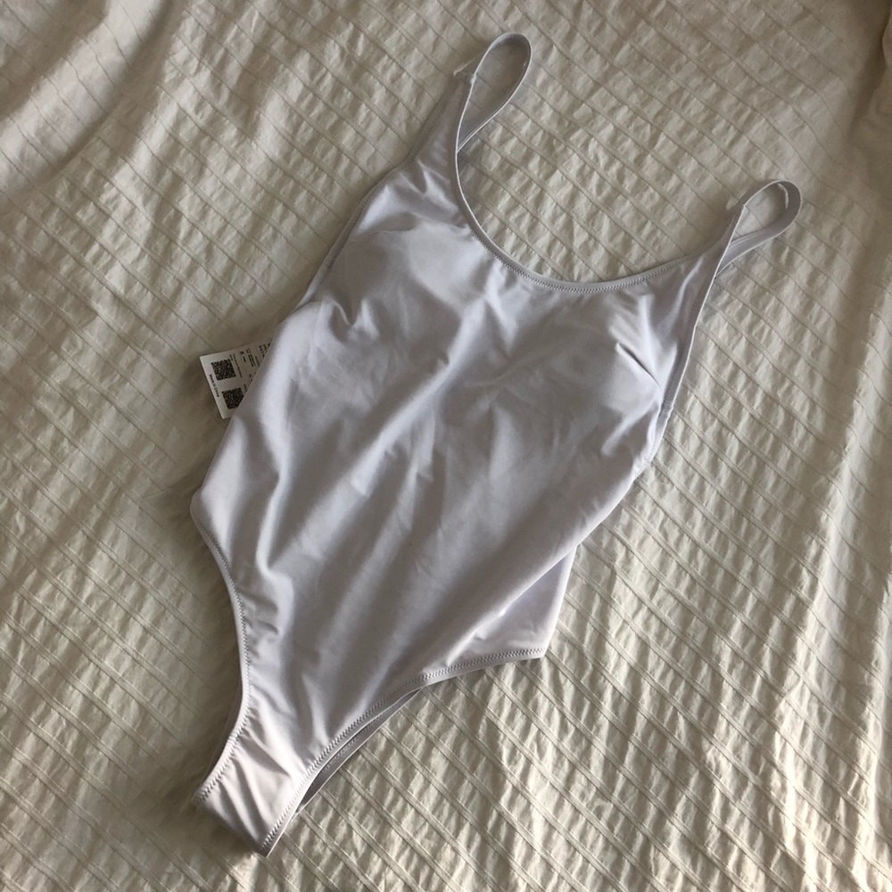 Low Back One Piece Swimsuit